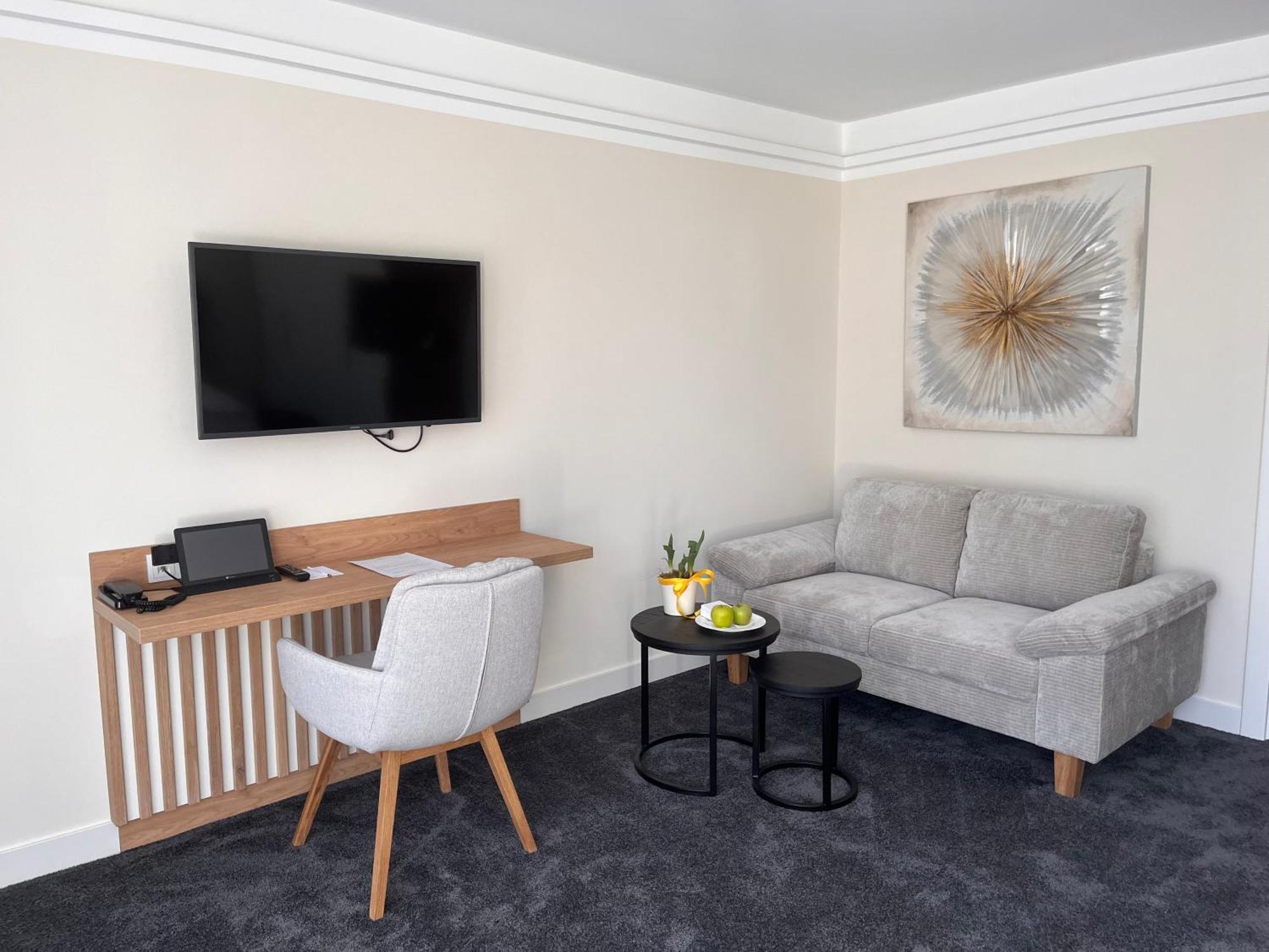 Strandhotel Fischland เดียร์ฮาเกิน ภายนอก รูปภาพ