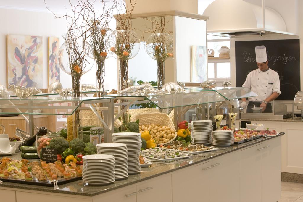 Strandhotel Fischland เดียร์ฮาเกิน ภายนอก รูปภาพ